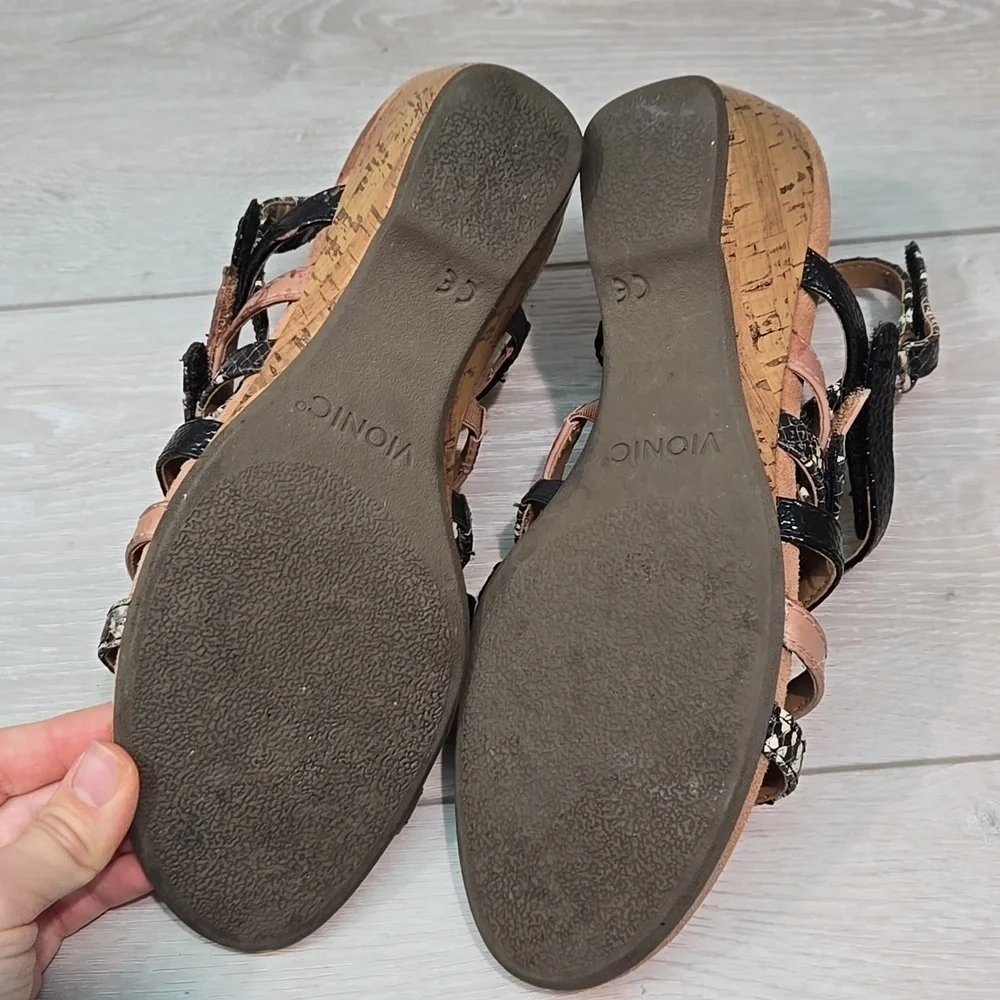 Vionic Women Tess Ray Snk Light Multi-Color Wedge Sandals Shoes Sz 8.5